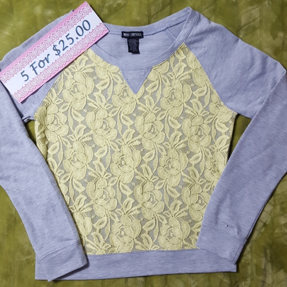 5/$25! Grey Sweatshirt yellow Front Lace